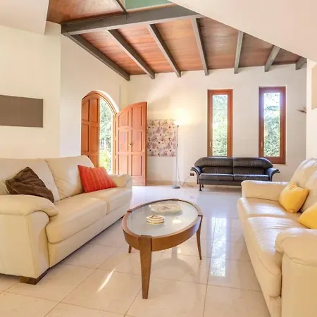 Villa Manuela