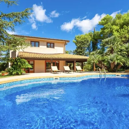 Villa Manuela *